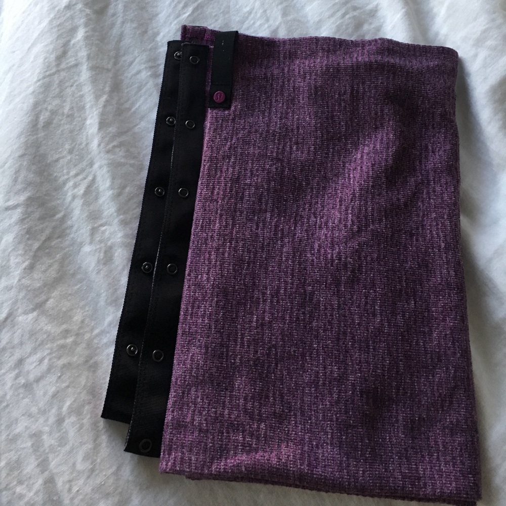 Lululemon Vinyasa Scarf